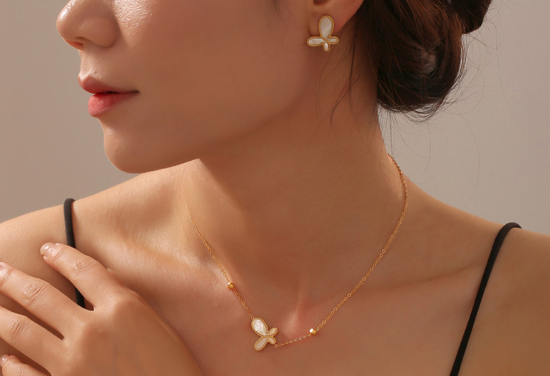 甜美女生必選飾品，凸顯法式優(yōu)雅氣質(zhì)